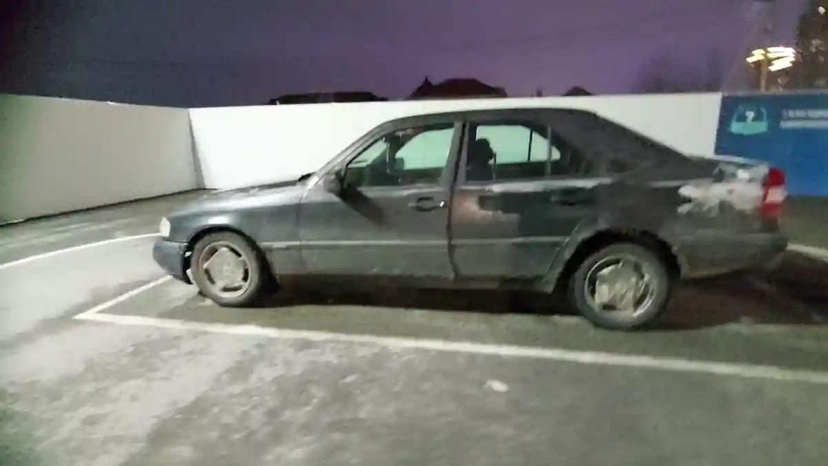 Mercedes-Benz C-Класс 1995 года за 900 000 тг. в Шымкент