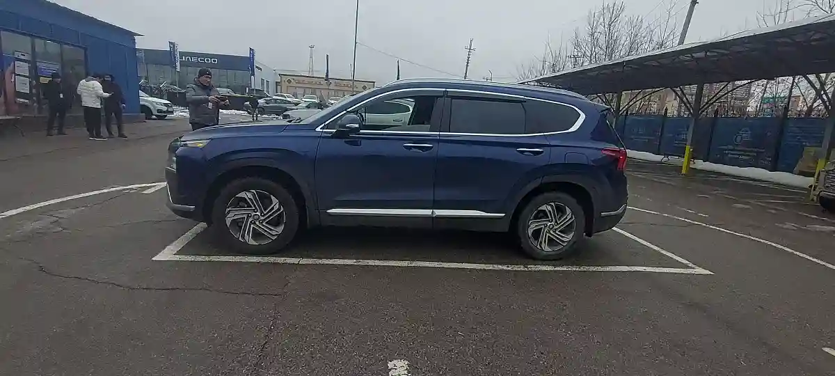 Hyundai Santa Fe 2022 года за 15 000 000 тг. в Алматы