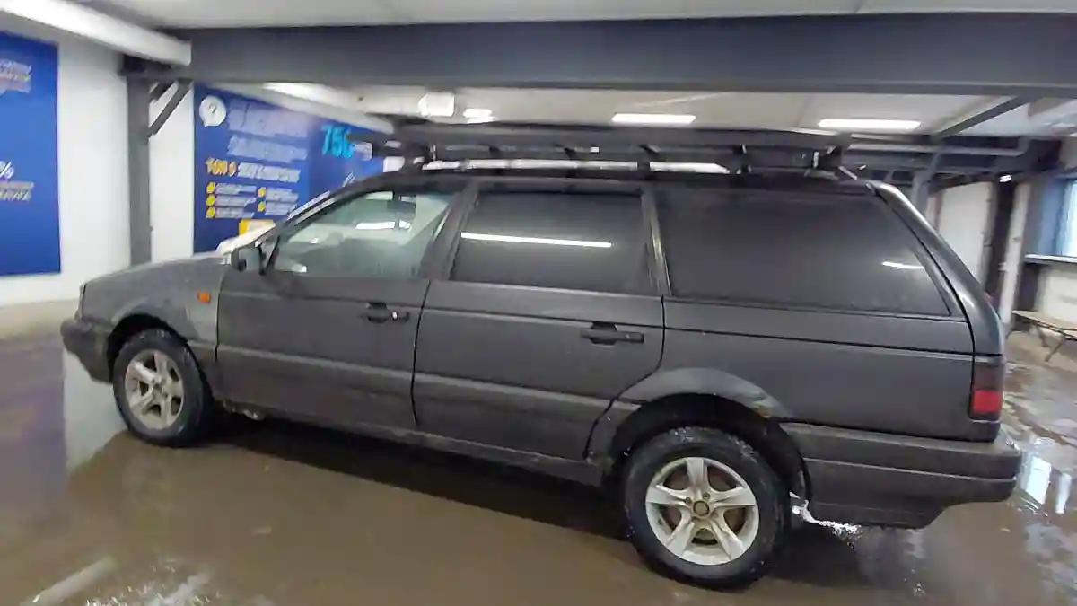 Volkswagen Passat 1992 года за 1 200 000 тг. в Астана