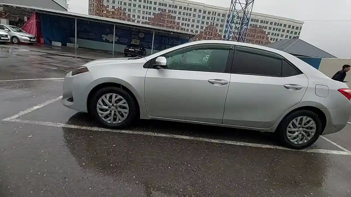 Toyota Corolla 2019 года за 7 500 000 тг. в Шымкент