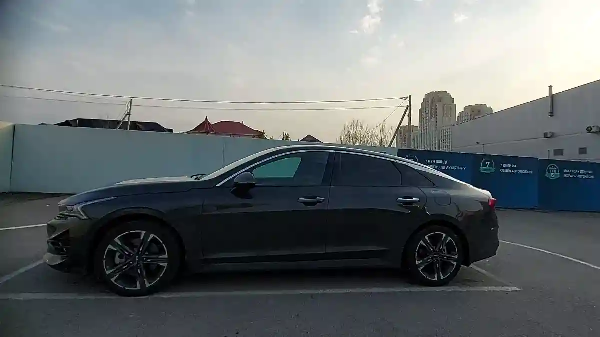 Kia K5 2023 года за 13 500 000 тг. в Шымкент