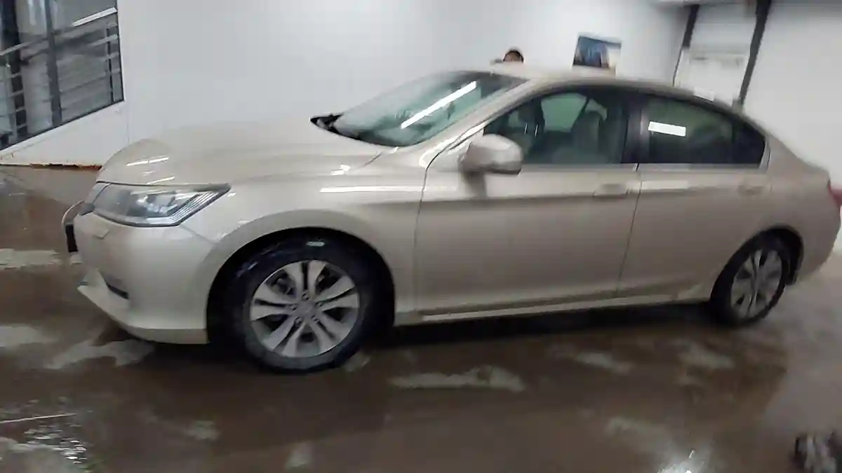 Honda Accord 2013 года за 9 000 000 тг. в Астана