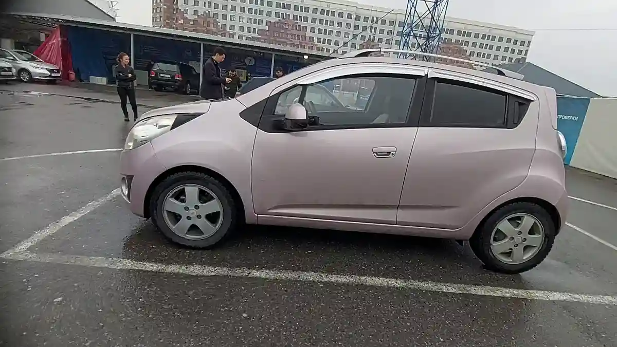 Chevrolet Spark 2012 года за 3 800 000 тг. в Шымкент