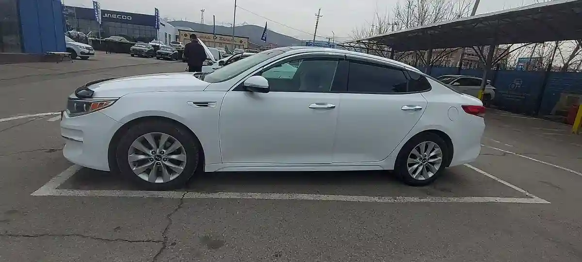 Kia Optima 2016 года за 8 600 000 тг. в Алматы
