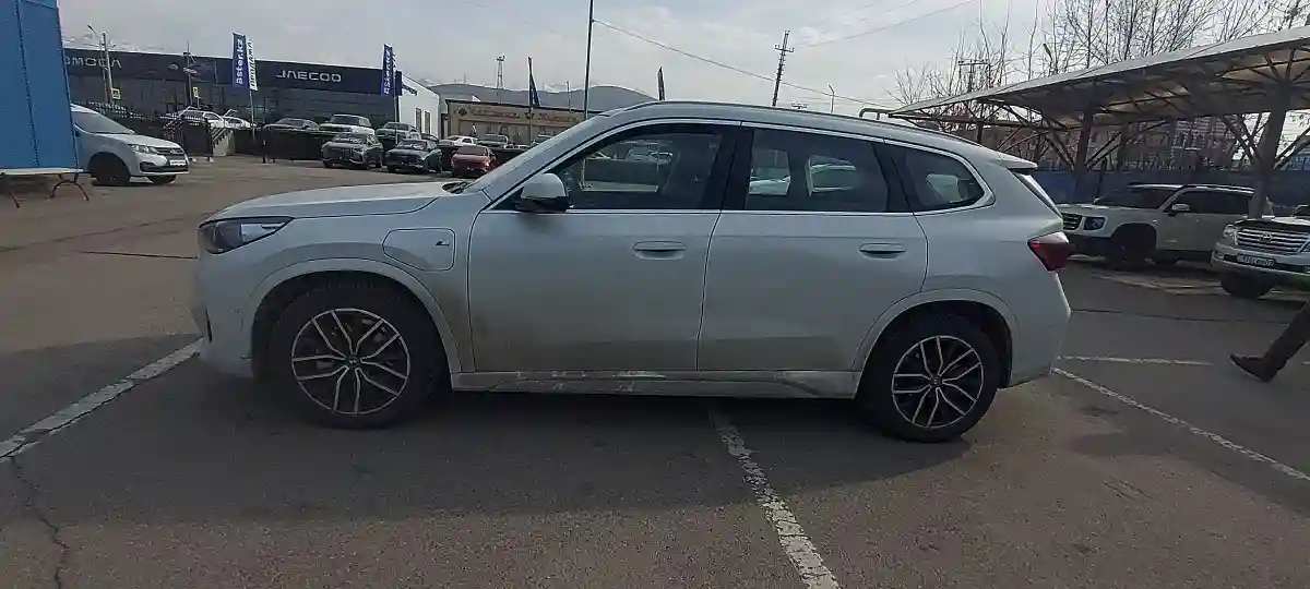 BMW iX 2025 года за 17 500 000 тг. в Алматы