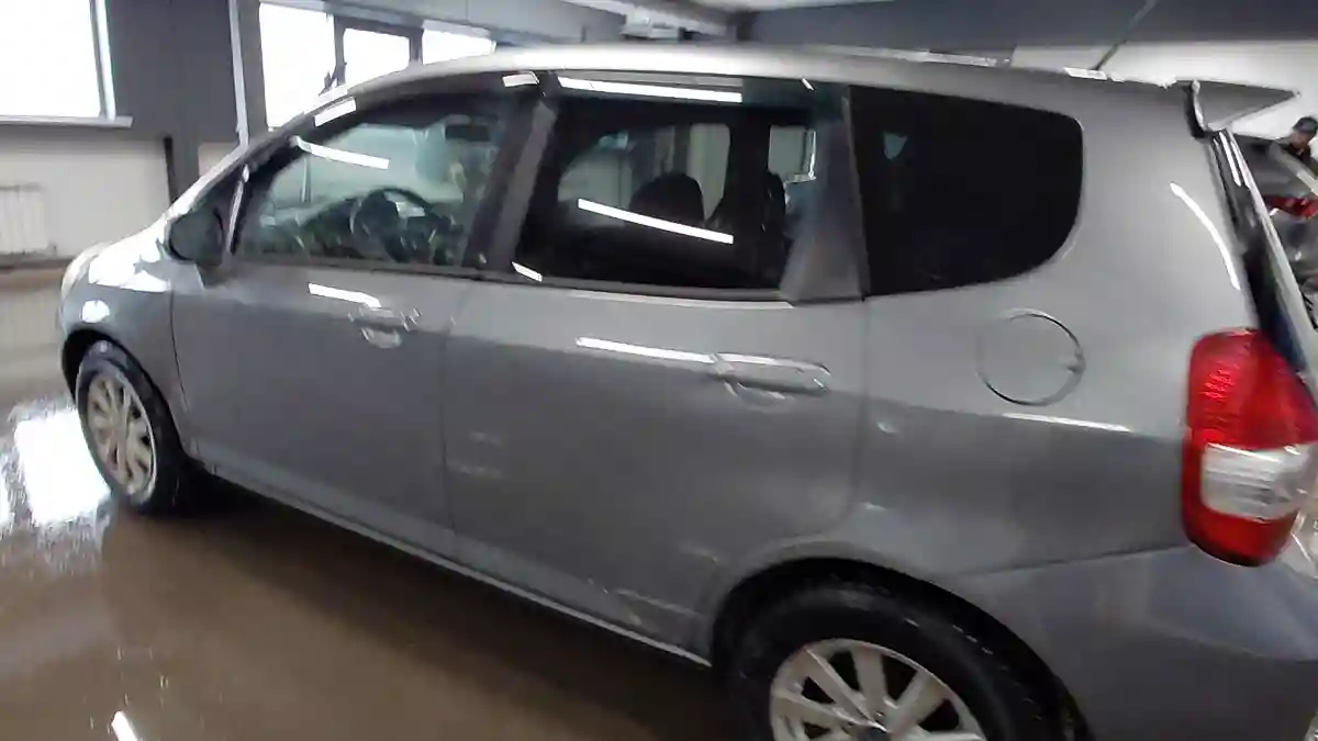 Honda Fit 2007 года за 4 000 000 тг. в Астана