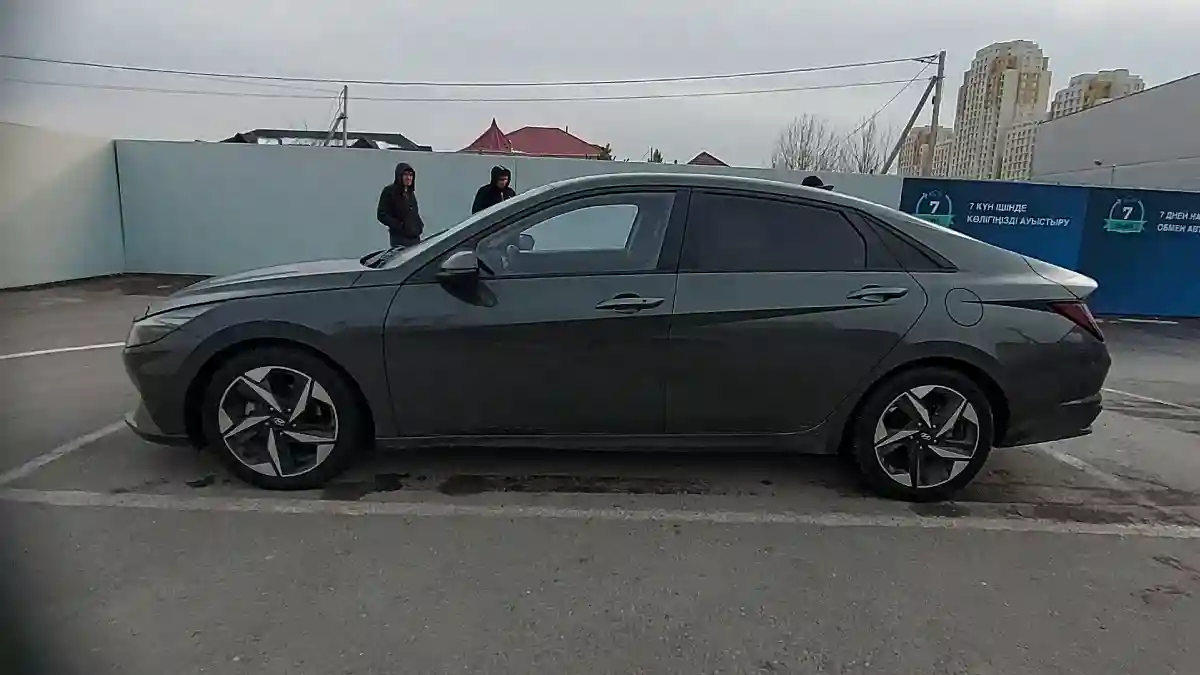 Hyundai Avante 2021 года за 10 000 000 тг. в Шымкент