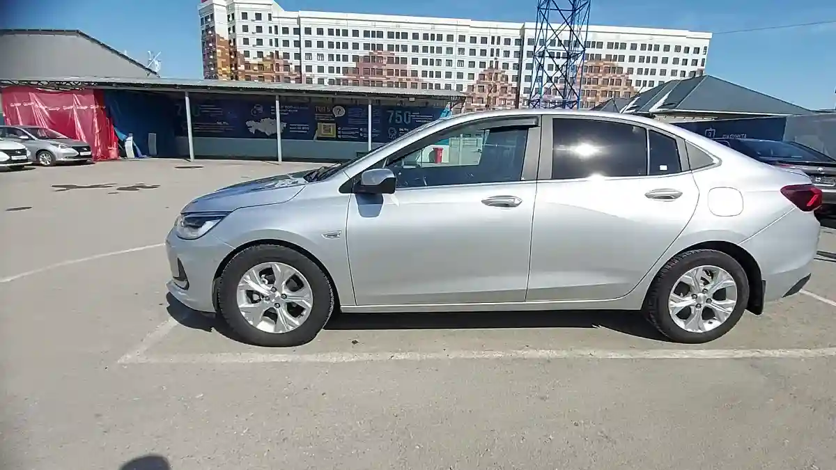Chevrolet Onix 2023 года за 5 900 000 тг. в Шымкент