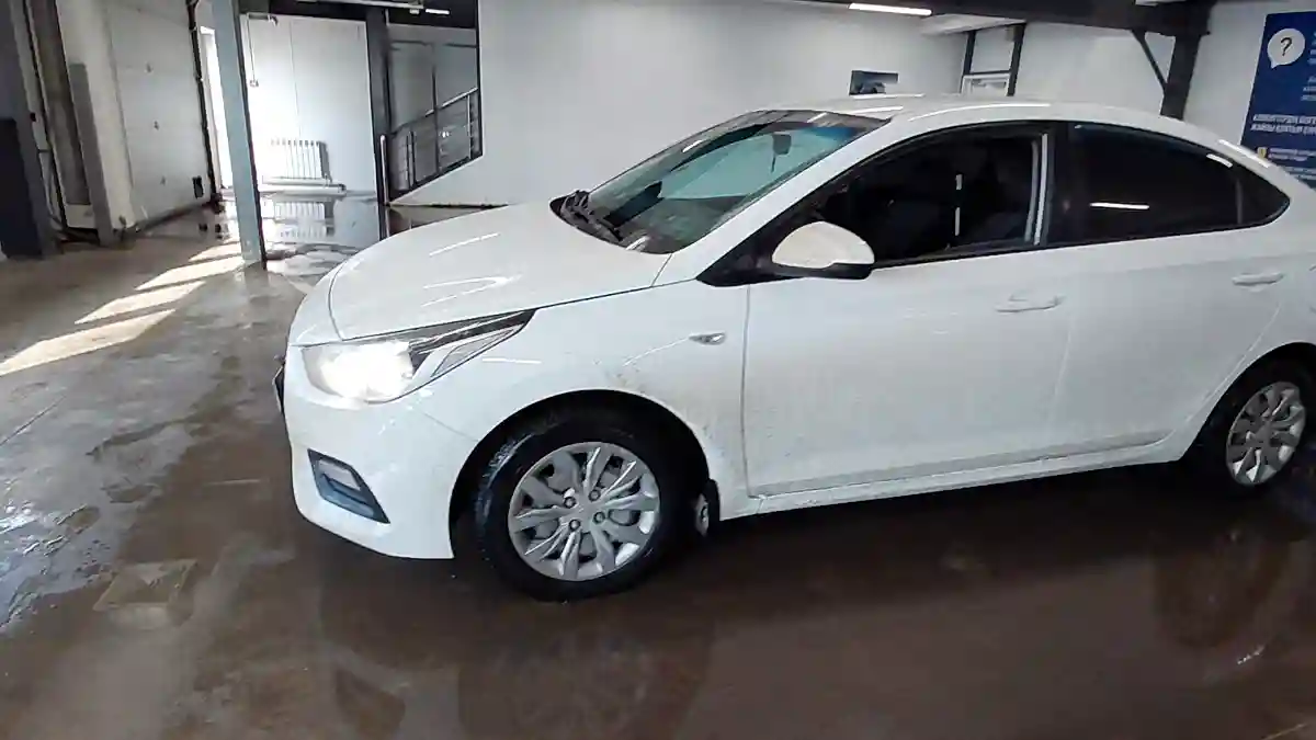 Hyundai Accent 2019 года за 7 500 000 тг. в Астана