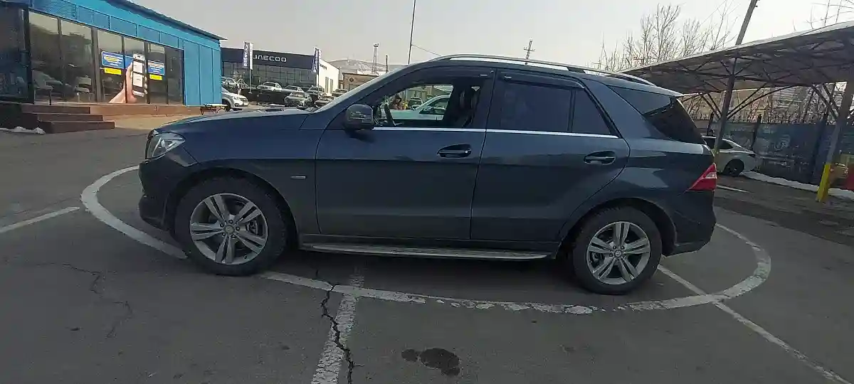 Mercedes-Benz M-Класс 2011 года за 11 000 000 тг. в Алматы