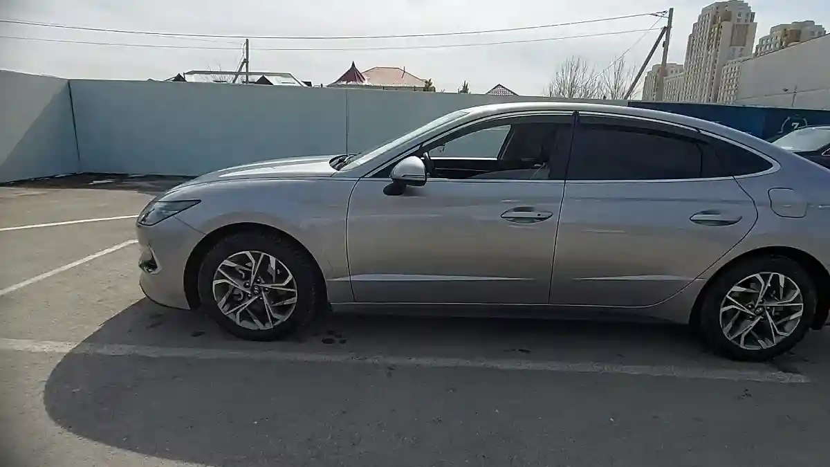 Hyundai Sonata 2021 года за 11 000 000 тг. в Шымкент