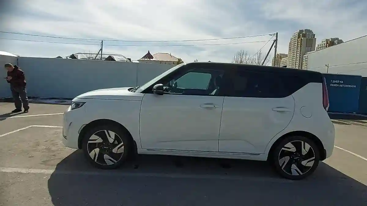 Kia Soul 2023 года за 13 000 000 тг. в Шымкент