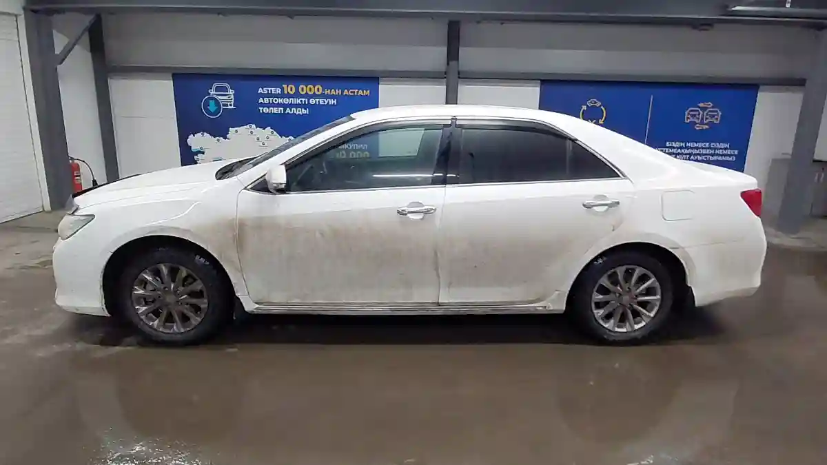 Toyota Camry 2013 года за 8 500 000 тг. в Астана