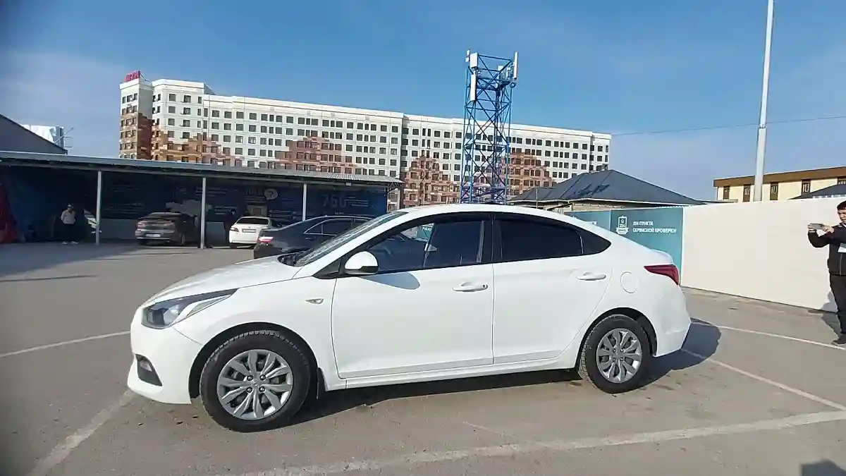 Hyundai Accent 2019 года за 6 900 000 тг. в Шымкент