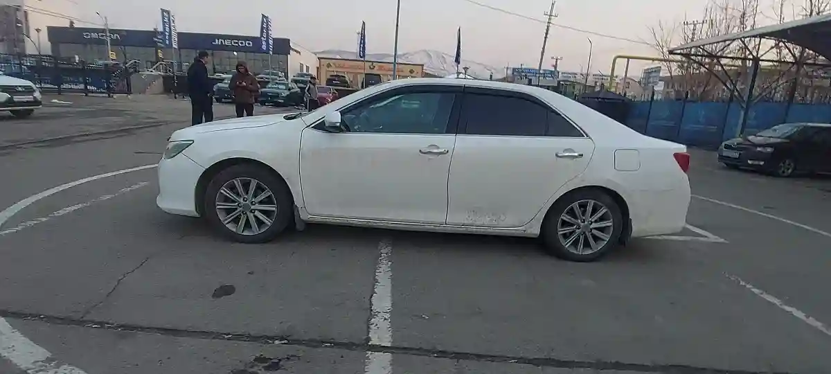 Toyota Camry 2013 года за 8 500 000 тг. в Алматы