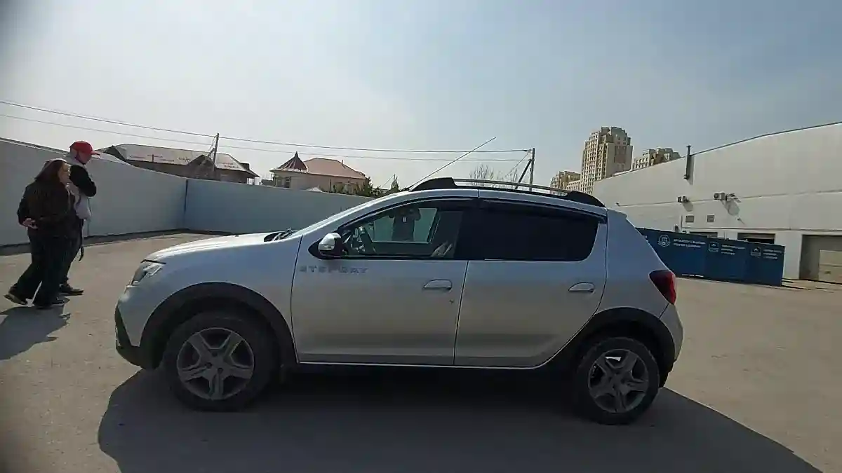 Renault Sandero 2020 года за 6 000 000 тг. в Шымкент