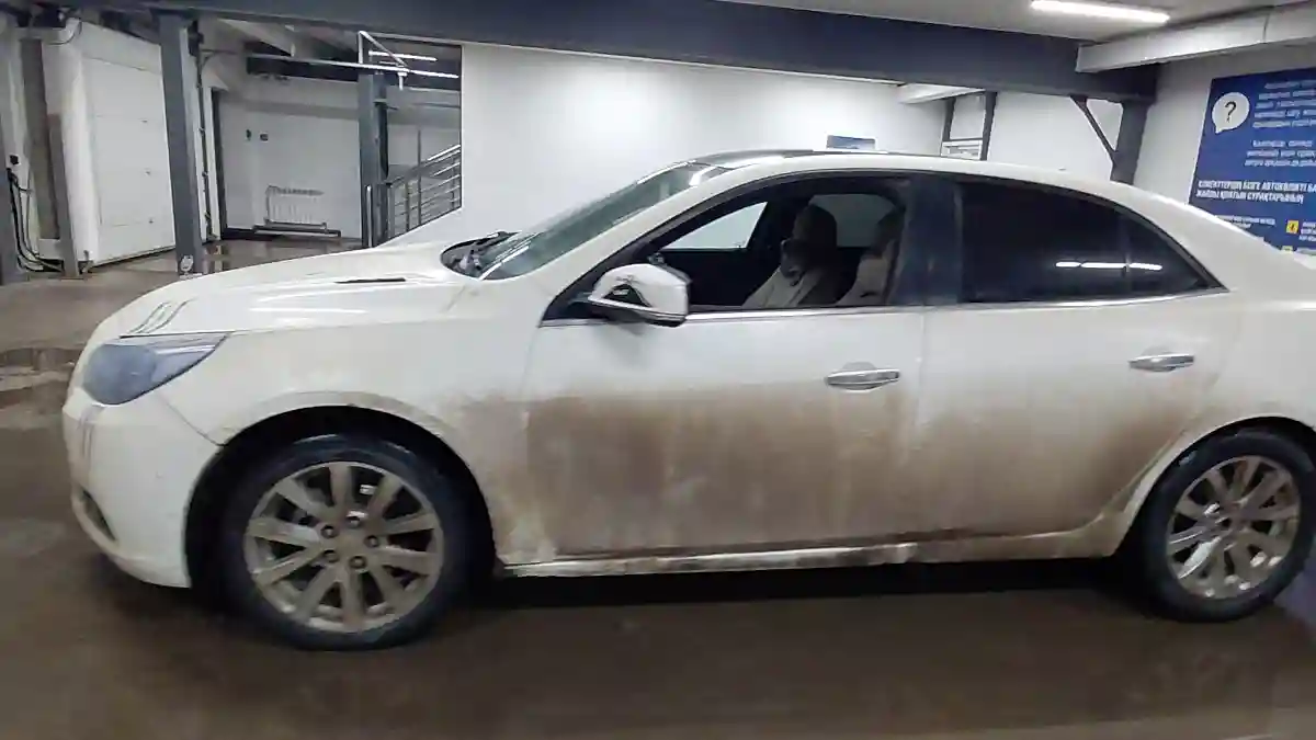 Chevrolet Malibu 2013 года за 6 500 000 тг. в Астана