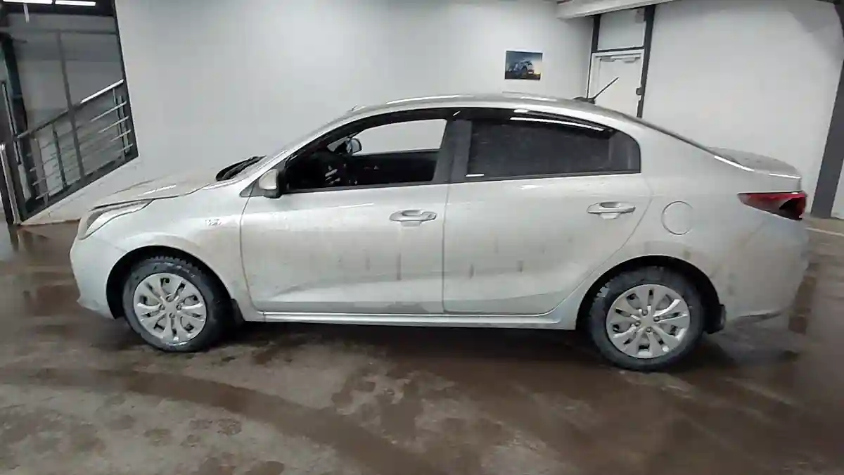 Kia Rio 2018 года за 6 300 000 тг. в Астана