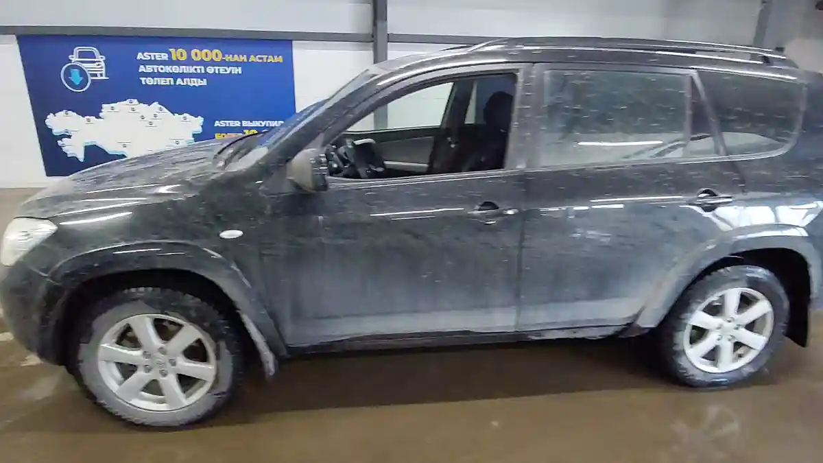 Toyota RAV4 2007 года за 7 000 000 тг. в Астана