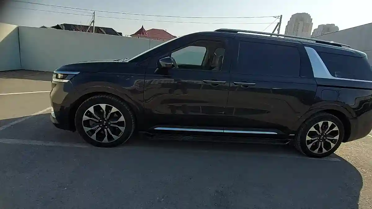 Kia Carnival 2021 года за 17 000 000 тг. в Шымкент