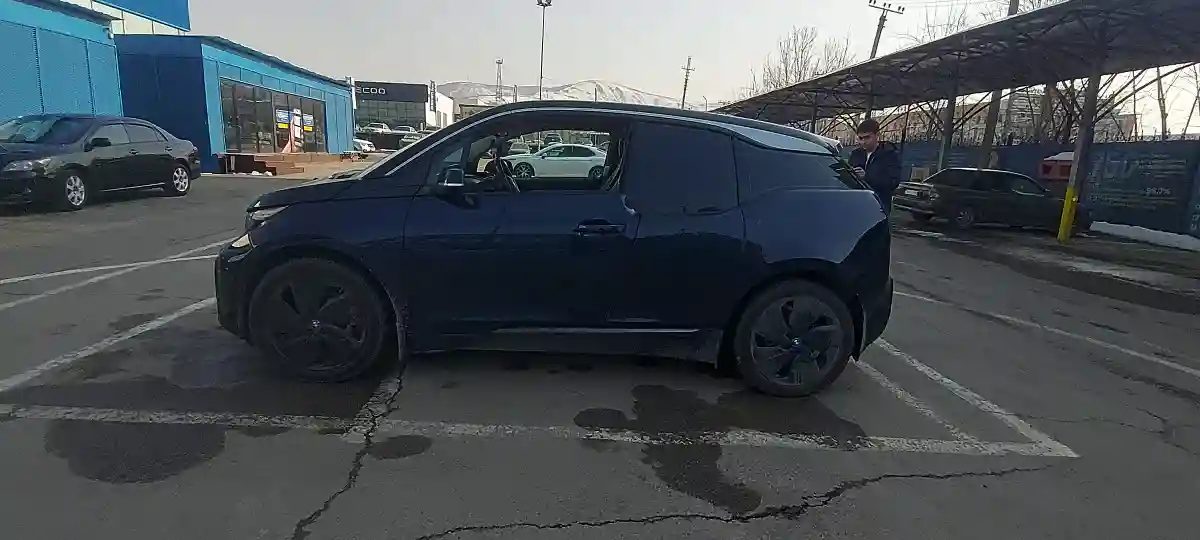 BMW i3 2018 года за 16 000 000 тг. в Алматы