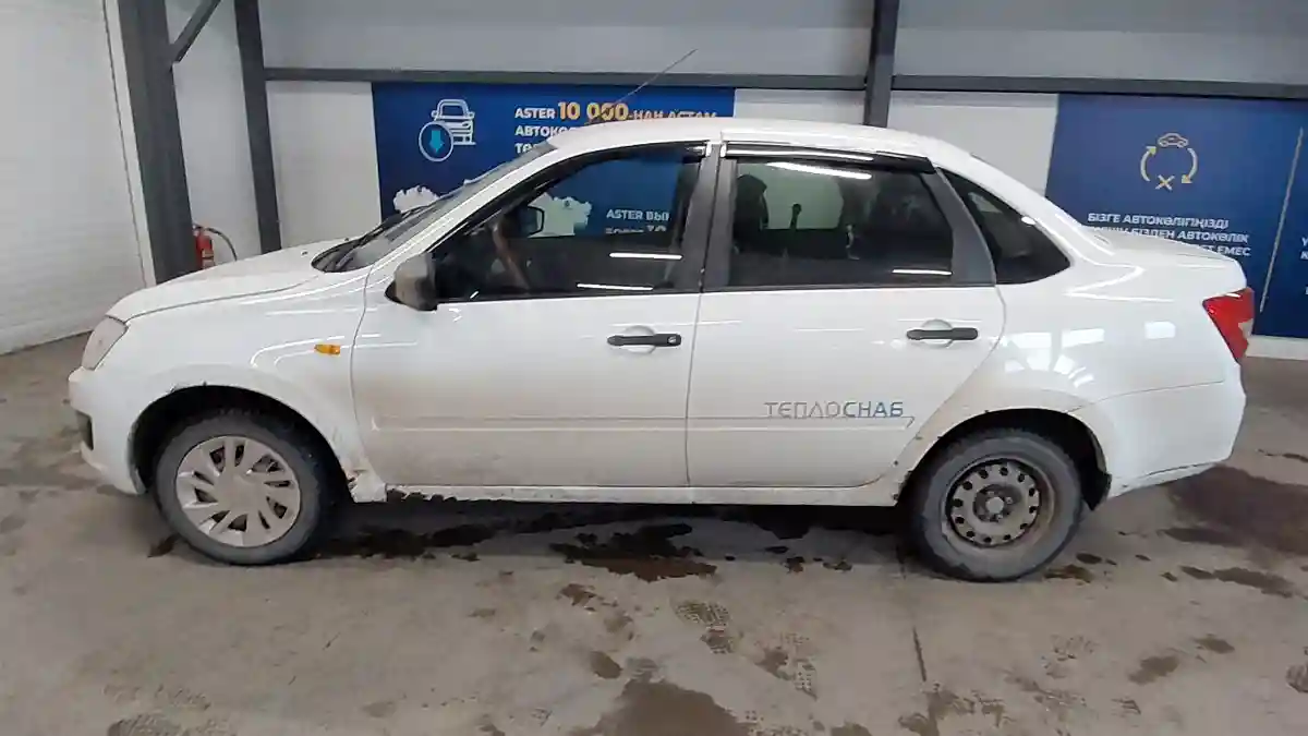 LADA (ВАЗ) Granta 2016 года за 2 000 000 тг. в Астана