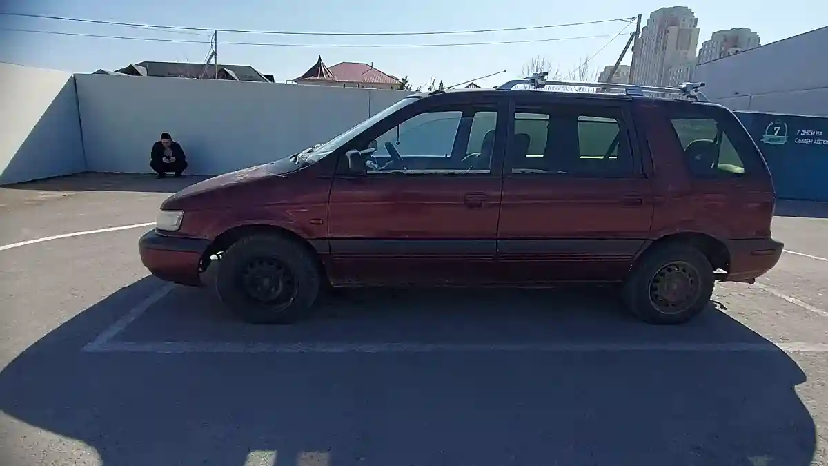 Mitsubishi Space Runner 1997 года за 1 000 000 тг. в Шымкент