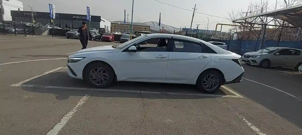 Hyundai Elantra 2025 года за 11 500 000 тг. в Алматы