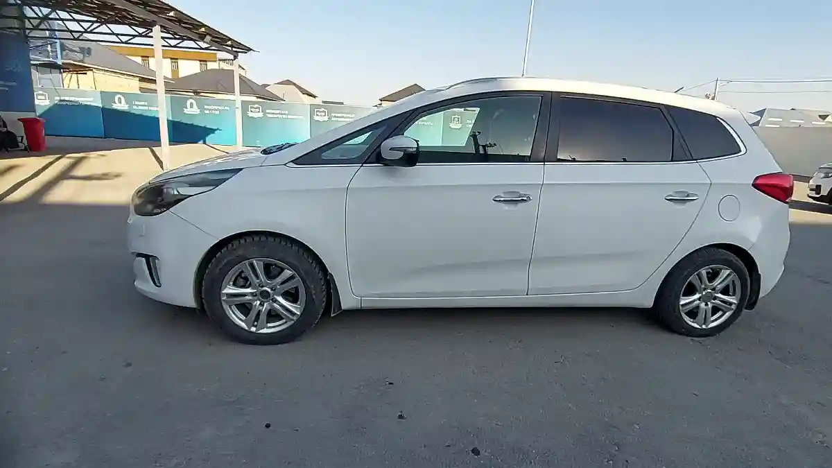 Kia Carens 2013 года за 6 000 000 тг. в Шымкент