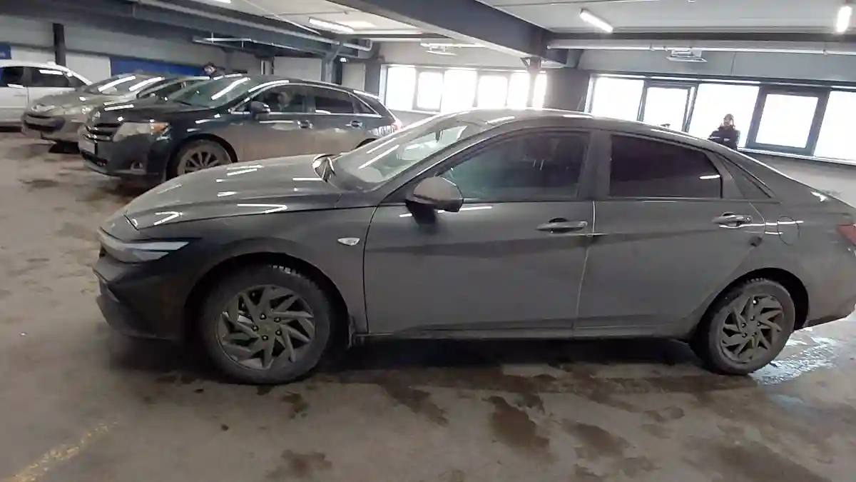 Hyundai Elantra 2023 года за 9 000 000 тг. в Астана
