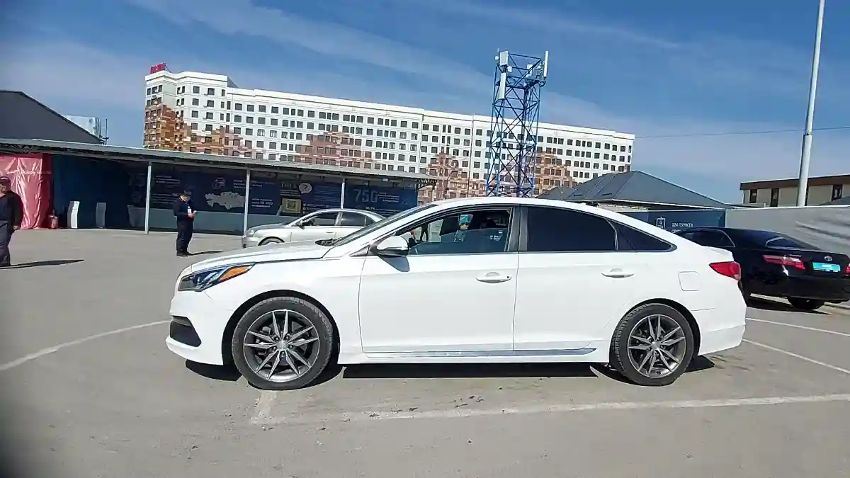 Hyundai Sonata 2016 года за 8 500 000 тг. в Шымкент