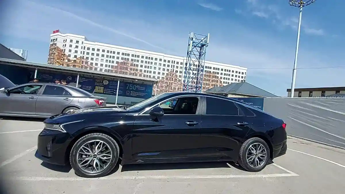 Kia K5 2021 года за 13 000 000 тг. в Шымкент
