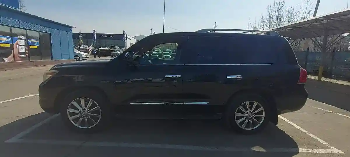 Lexus LX 2010 года за 17 000 000 тг. в Алматы