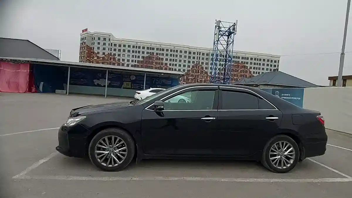 Toyota Camry 2015 года за 12 000 000 тг. в Шымкент