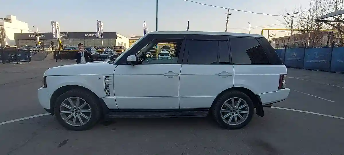Land Rover Range Rover 2012 года за 8 000 000 тг. в Алматы