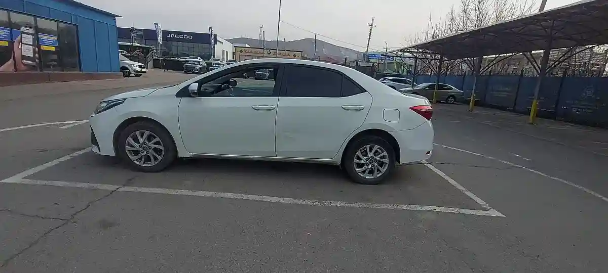 Toyota Corolla 2017 года за 7 000 000 тг. в Алматы