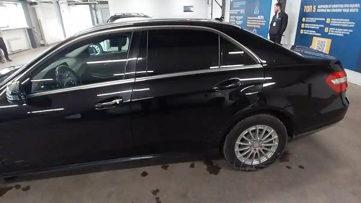 Mercedes-Benz E-Класс 2012 года за 7 500 000 тг. в Астана