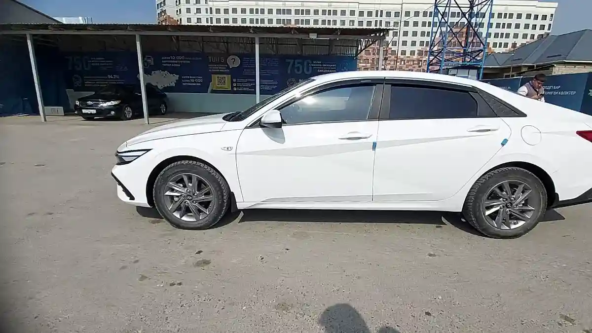 Hyundai Elantra 2024 года за 10 000 000 тг. в Шымкент