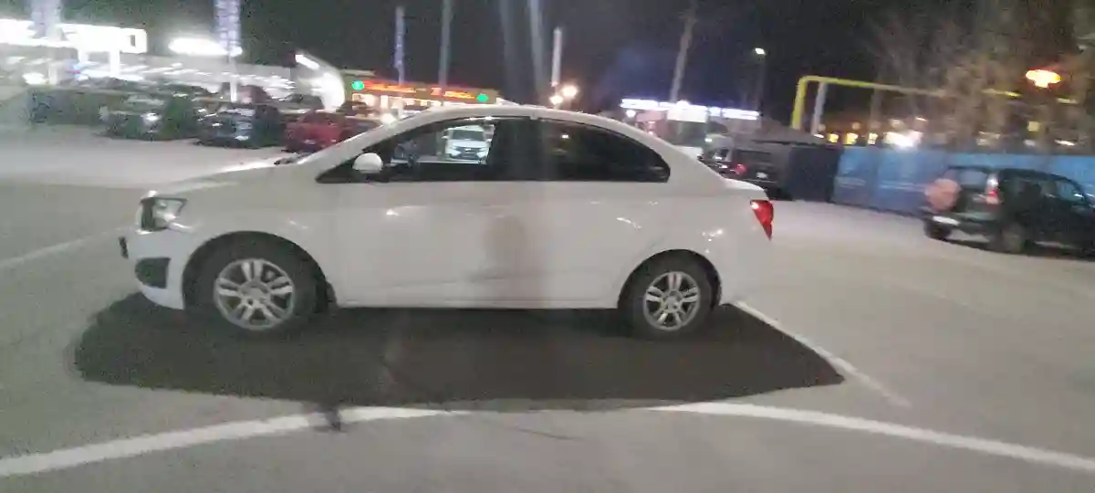 Chevrolet Aveo 2014 года за 3 000 000 тг. в Алматы