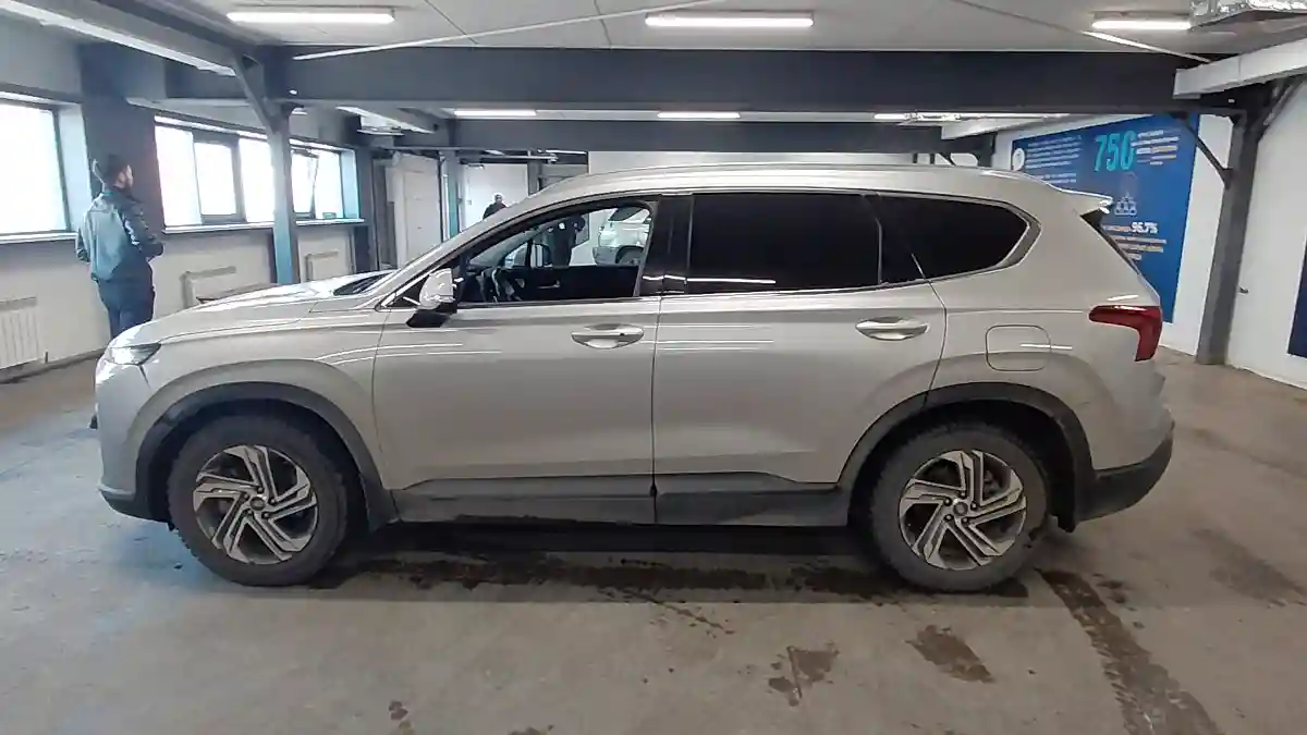 Hyundai Santa Fe 2021 года за 15 000 000 тг. в Астана