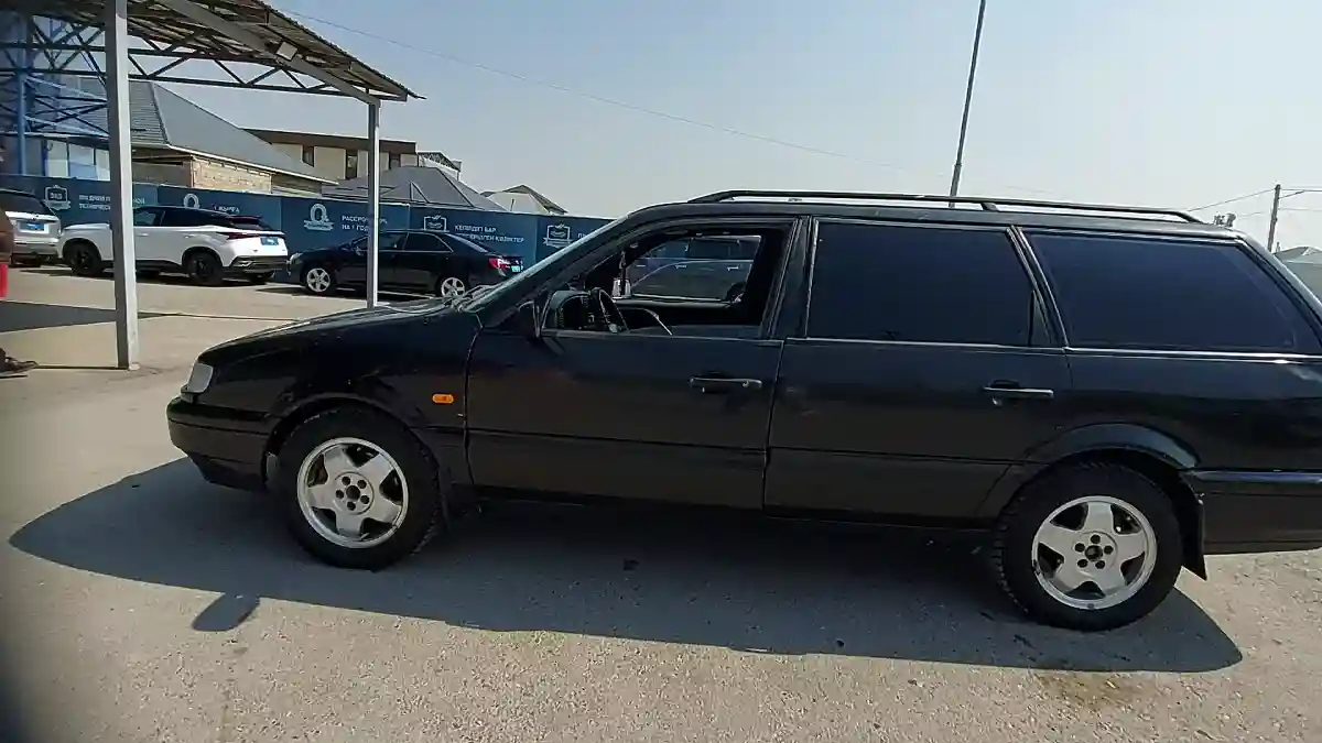 Volkswagen Passat 1994 года за 1 800 000 тг. в Шымкент