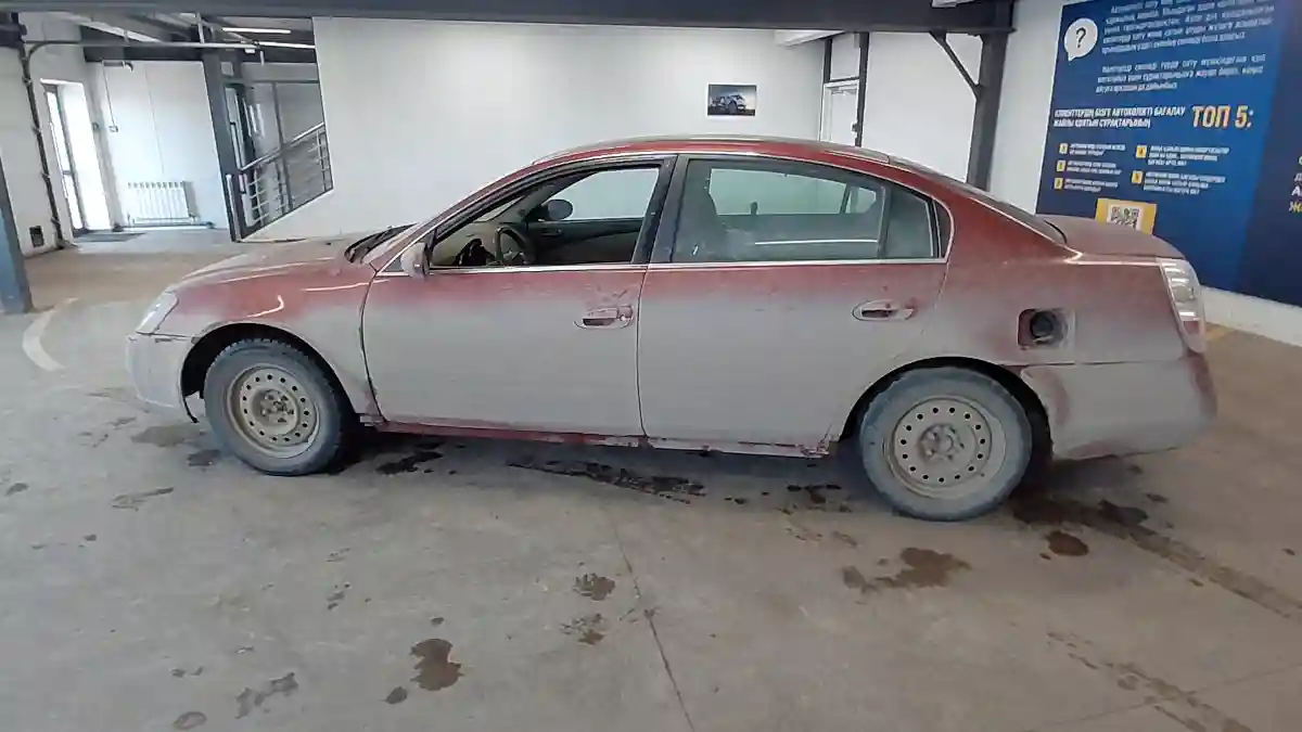 Nissan Altima 2006 года за 2 000 000 тг. в Астана