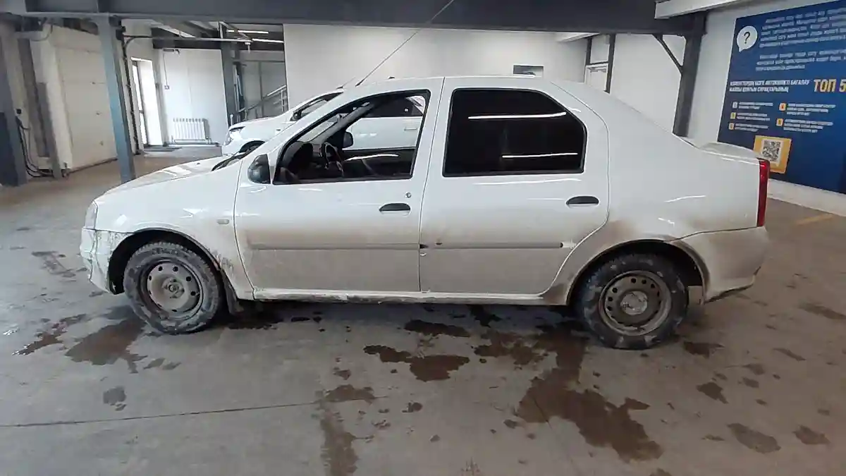 Renault Logan 2012 года за 1 000 000 тг. в Астана