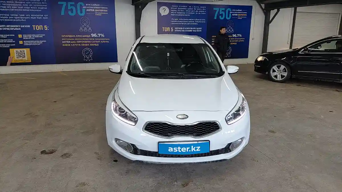 Kia Ceed 2013 года за 5 200 000 тг. в Астана
