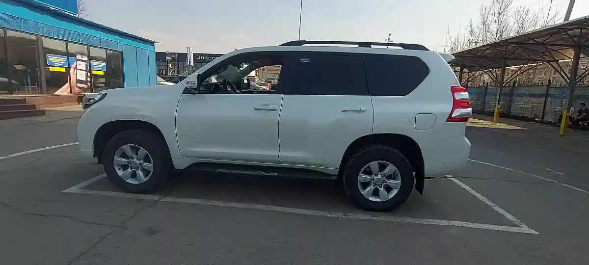 Toyota Land Cruiser Prado 2014 года за 16 500 000 тг. в Алматы