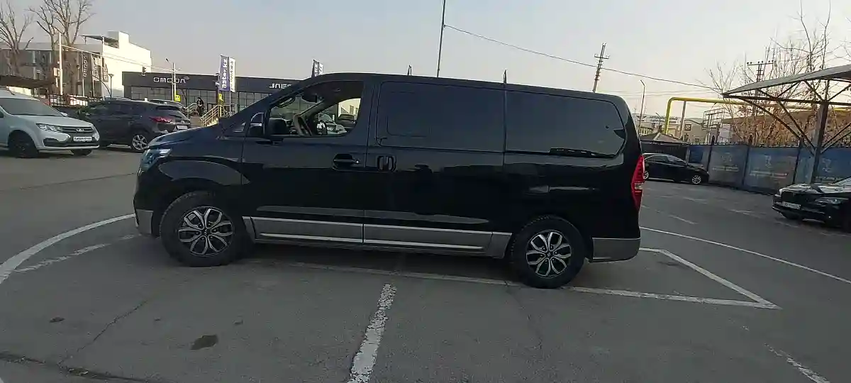 Hyundai H-1 2019 года за 12 500 000 тг. в Алматы