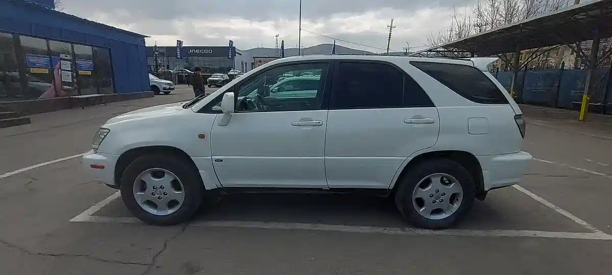 Lexus RX 2002 года за 5 000 000 тг. в Алматы
