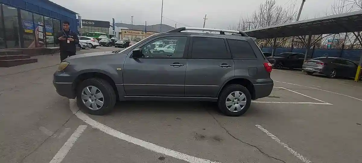 Mitsubishi Outlander 2005 года за 3 500 000 тг. в Алматы