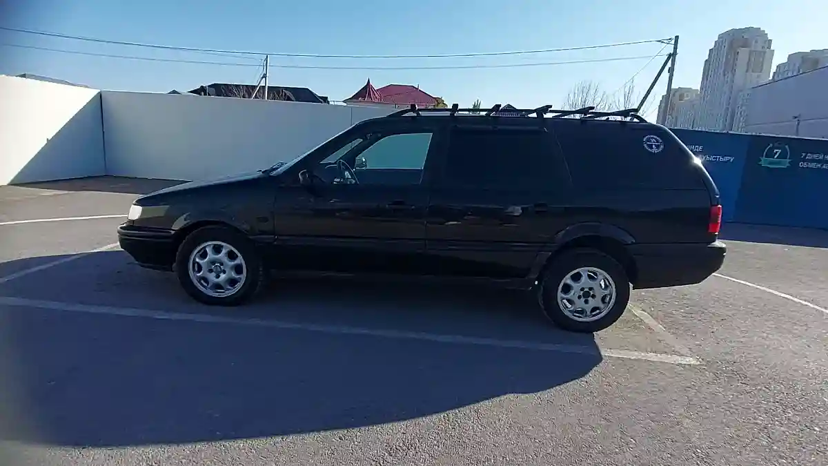 Volkswagen Passat 1995 года за 2 650 000 тг. в Шымкент