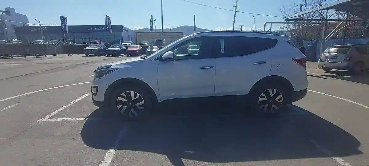 Hyundai Santa Fe 2014 года за 9 000 000 тг. в Алматы